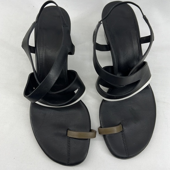 Carritz Sandals - Picture 12 of 13